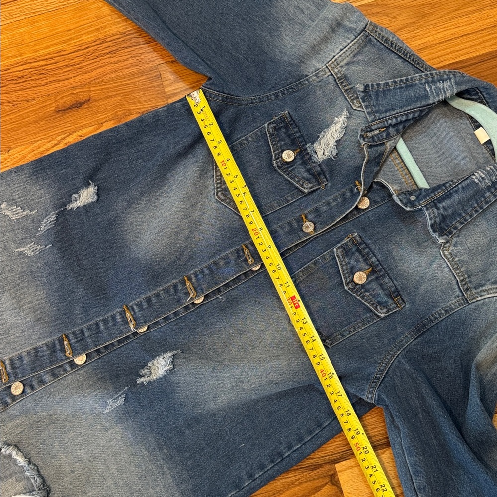 Distressed Denim Jacket / shacket. Raw edge. Perfect over dresses. Medium - Picture 12 of 14